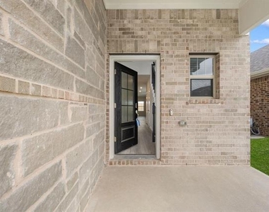 1737 Arches Road - Photo Thumbnail 2