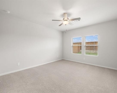 1737 Arches Road - Photo Thumbnail 11