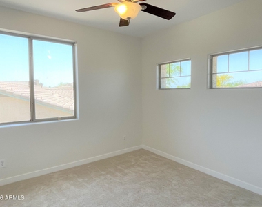 26623 N 44th Street - Photo Thumbnail 22