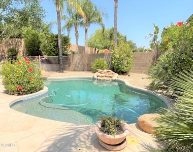 26623 N 44th Street - Photo Thumbnail 36