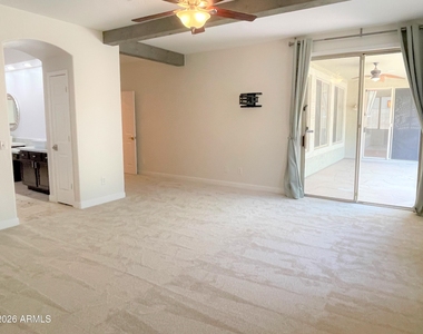 26623 N 44th Street - Photo Thumbnail 14
