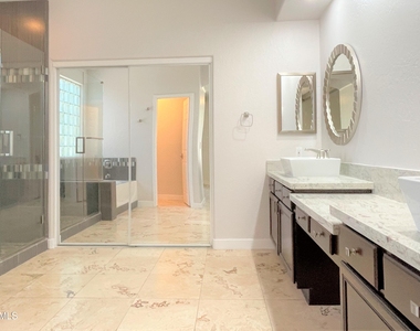26623 N 44th Street - Photo Thumbnail 16