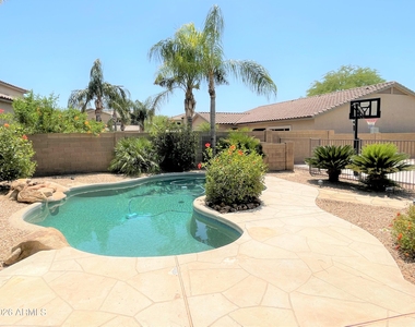 26623 N 44th Street - Photo Thumbnail 34