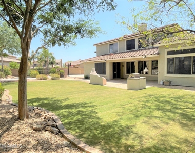 26623 N 44th Street - Photo Thumbnail 32