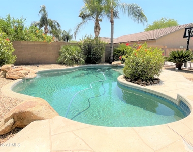 26623 N 44th Street - Photo Thumbnail 38