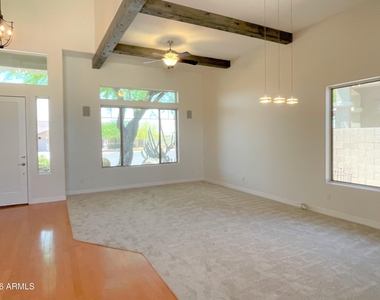 26623 N 44th Street - Photo Thumbnail 6