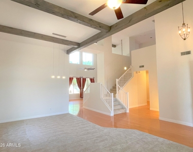 26623 N 44th Street - Photo Thumbnail 4