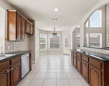 357 Spring Meadow Drive - Photo Thumbnail 6