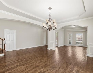 357 Spring Meadow Drive - Photo Thumbnail 13