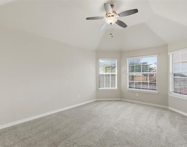 357 Spring Meadow Drive - Photo Thumbnail 29