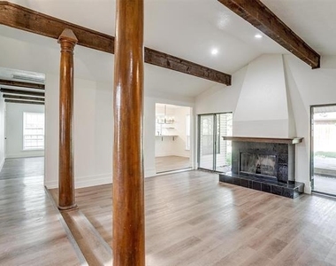 1101 Cypress Point - Photo Thumbnail 14