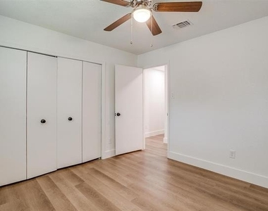 1101 Cypress Point - Photo Thumbnail 28