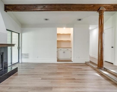 1101 Cypress Point - Photo Thumbnail 15
