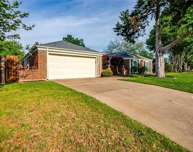 1101 Cypress Point - Photo Thumbnail 37