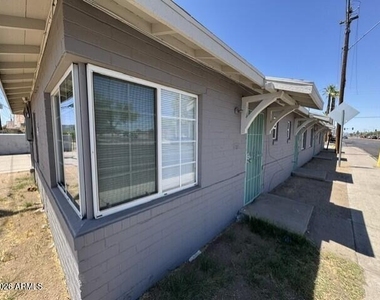 1040 N 16th Street - Photo Thumbnail 1