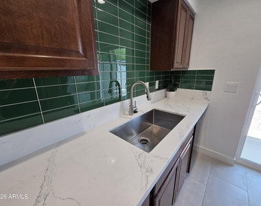 7814 E Heatherbrae Avenue - Photo Thumbnail 7