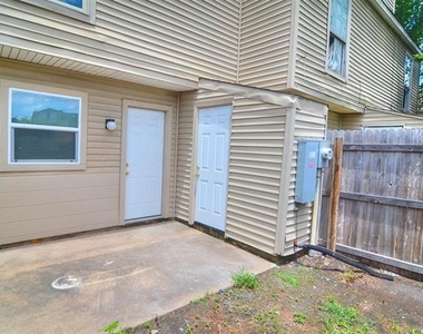 2194 Aspen Drive - Photo Thumbnail 7