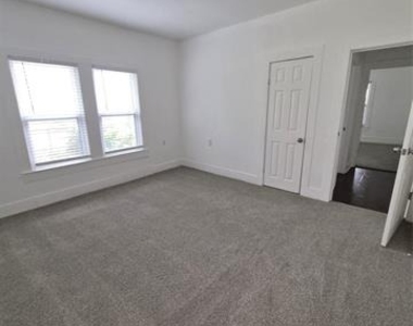 2329 Connor Avenue - Photo Thumbnail 20