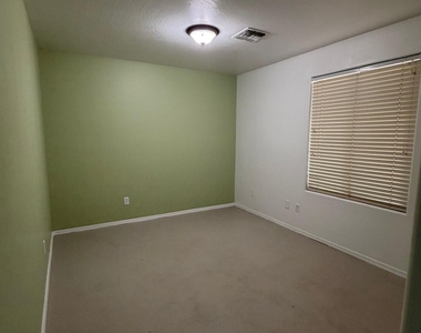 25067 W Dove Trail - Photo Thumbnail 5