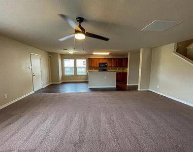 604 Trillium Lane - Photo Thumbnail 6