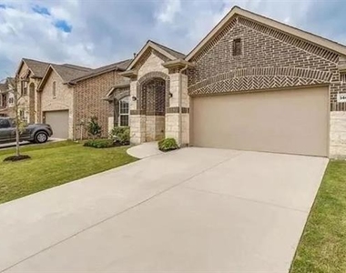 14657 Gilley Lane - Photo Thumbnail 5