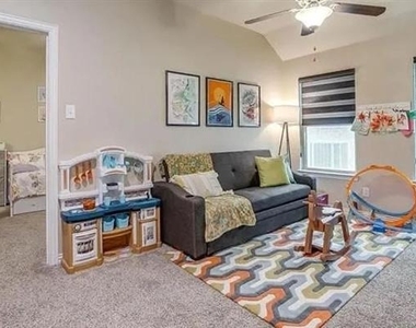14657 Gilley Lane - Photo Thumbnail 2