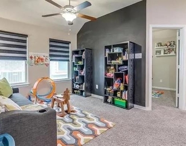 14657 Gilley Lane - Photo Thumbnail 6