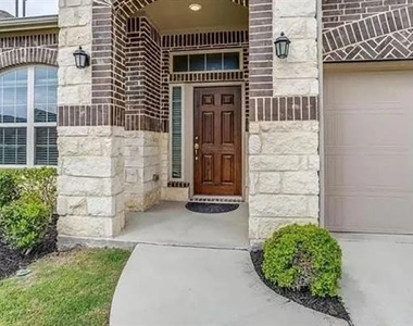 14657 Gilley Lane - Photo Thumbnail 4