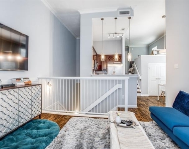 2201 Wolf Street - Photo Thumbnail 3