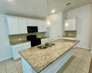 6122 Heron Drive - Photo Thumbnail 13