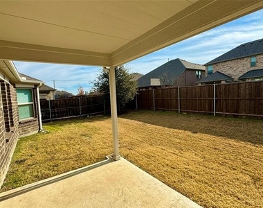 6122 Heron Drive - Photo Thumbnail 20