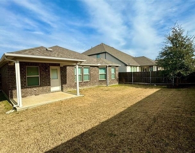 6122 Heron Drive - Photo Thumbnail 21