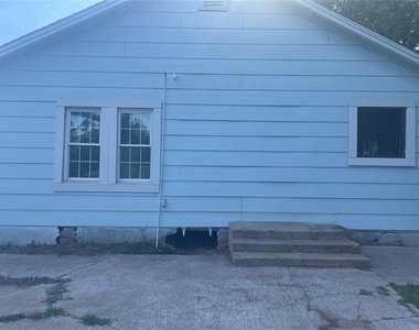 1502 N 15th Street - Photo Thumbnail 18
