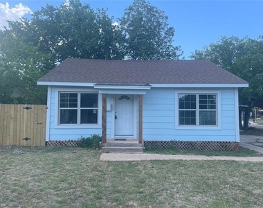 1502 N 15th Street - Photo Thumbnail 1
