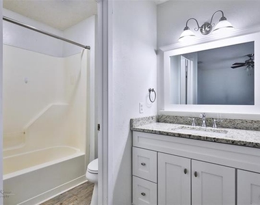 1734 Bob White Court - Photo Thumbnail 2