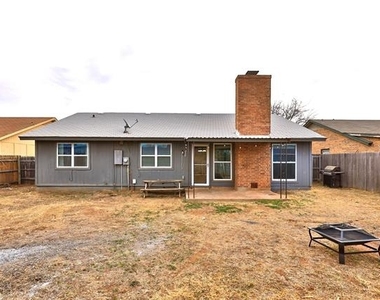 1734 Bob White Court - Photo Thumbnail 35