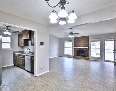1734 Bob White Court - Photo Thumbnail 23