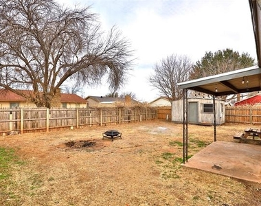 1734 Bob White Court - Photo Thumbnail 32