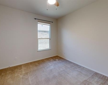 2213 Heaton Street - Photo Thumbnail 8