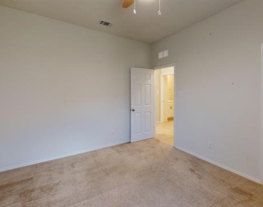2213 Heaton Street - Photo Thumbnail 9