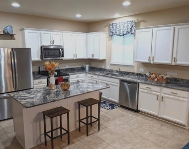 2213 Heaton Street - Photo Thumbnail 5