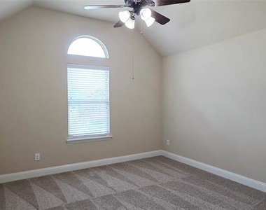12381 Summertree Drive - Photo Thumbnail 34