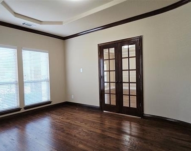 12381 Summertree Drive - Photo Thumbnail 12