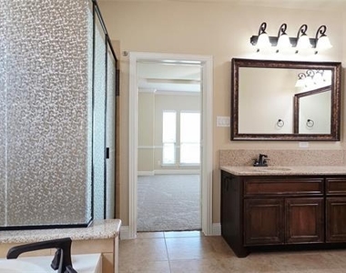 12381 Summertree Drive - Photo Thumbnail 15