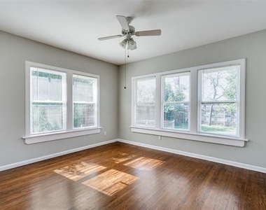 5011 Parkland Avenue - Photo Thumbnail 11