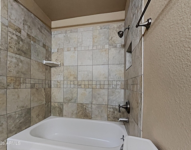 12229 N 47th Lane N - Photo Thumbnail 16