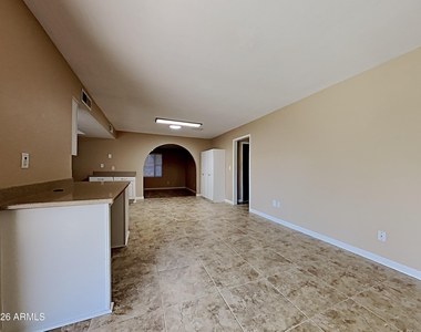 12229 N 47th Lane N - Photo Thumbnail 6