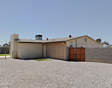 12229 N 47th Lane N - Photo Thumbnail 17
