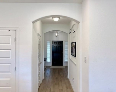 2036 Meliana Drive - Photo Thumbnail 6