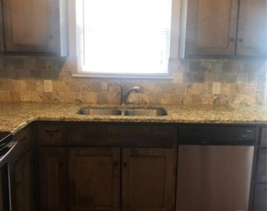 1913 Potosi Road - Photo Thumbnail 5